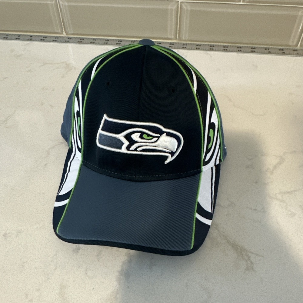 Vintage Seattle Seahawks Logo NFL Football Hat‎ – Reebok On‑Field Cap L/XL NWOT